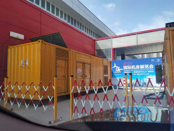来凤发电车出租-发电机无电压或电压太低怎么办？