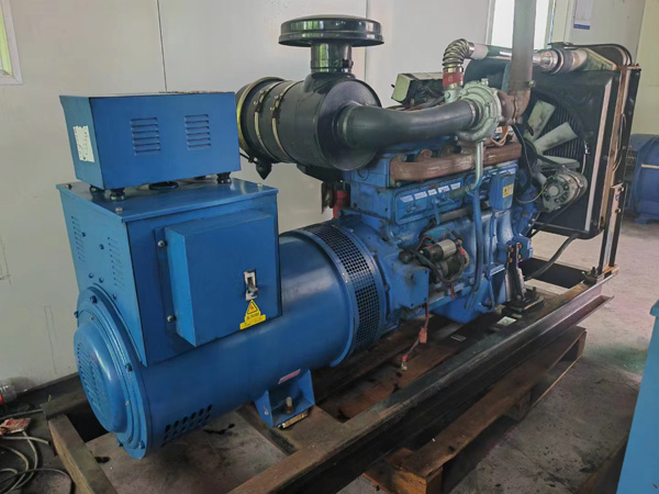 来凤100kW柴油发电机组使用多级机油有哪些优缺点？